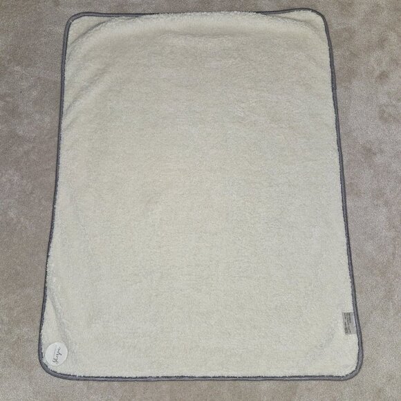 NWOT Cactus Baby Blanket Lovey Soft Fleece Sherpa 30x40 RN 119741 - Picture 2 of 4